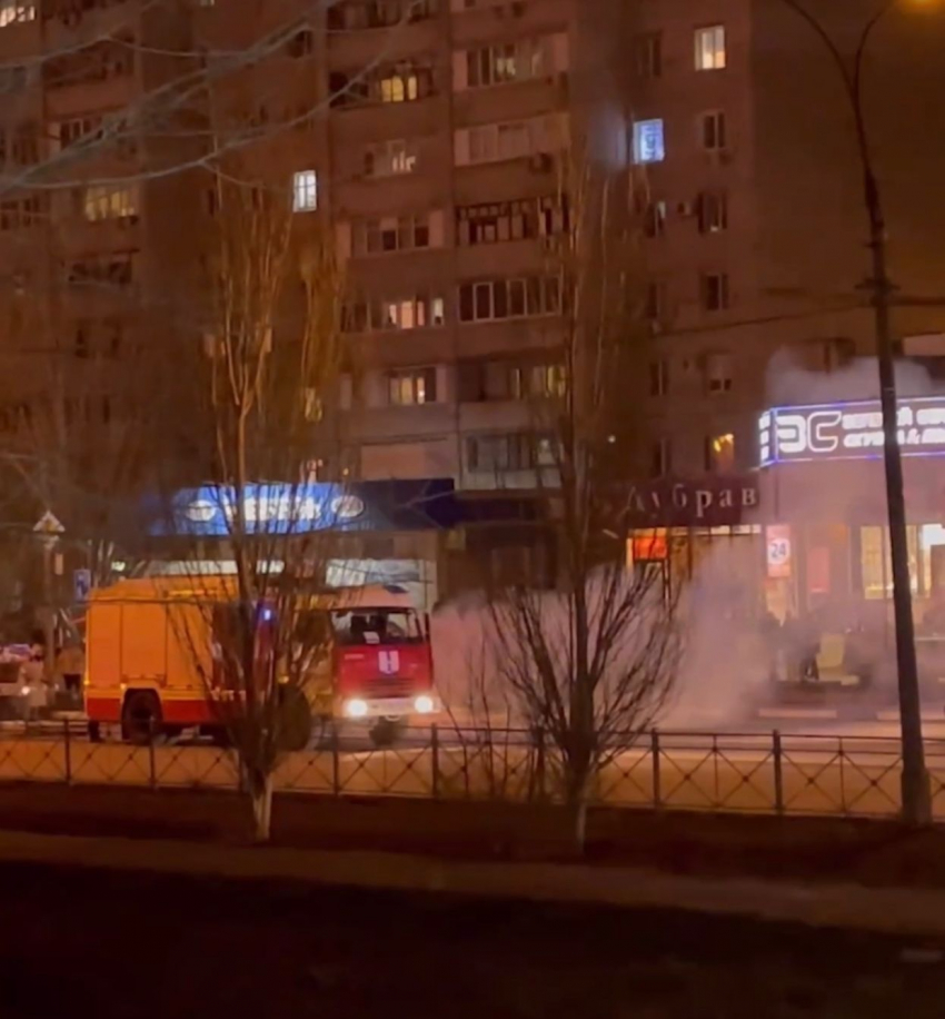 Неисправность машины привела к серьезному пожару в Волжском