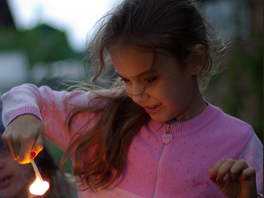 Детская шалость стала причиной крупного пожара под Волгоградом 