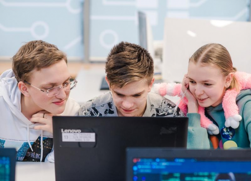 Цифровая безопасность: «Ростелеком» в Волгограде организовал для школьников образовательный квест