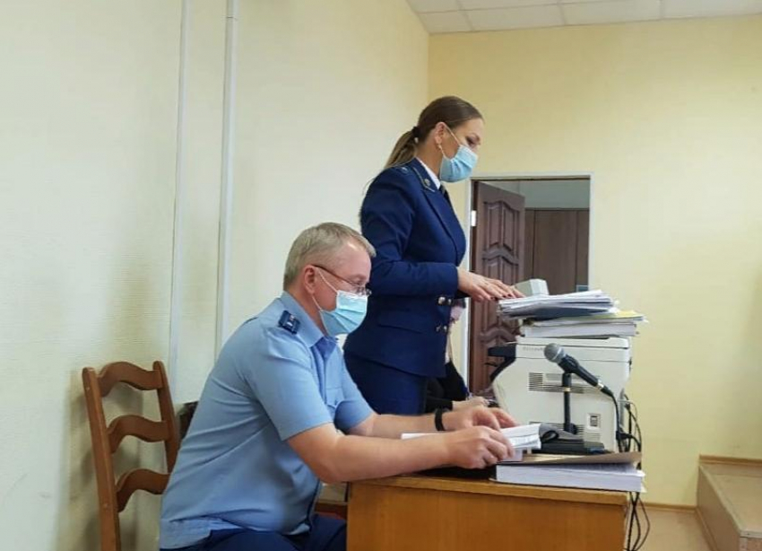 Врач-гинеколог назвала убитого горем вдовца психически нездоровым в зале суда в Волжском