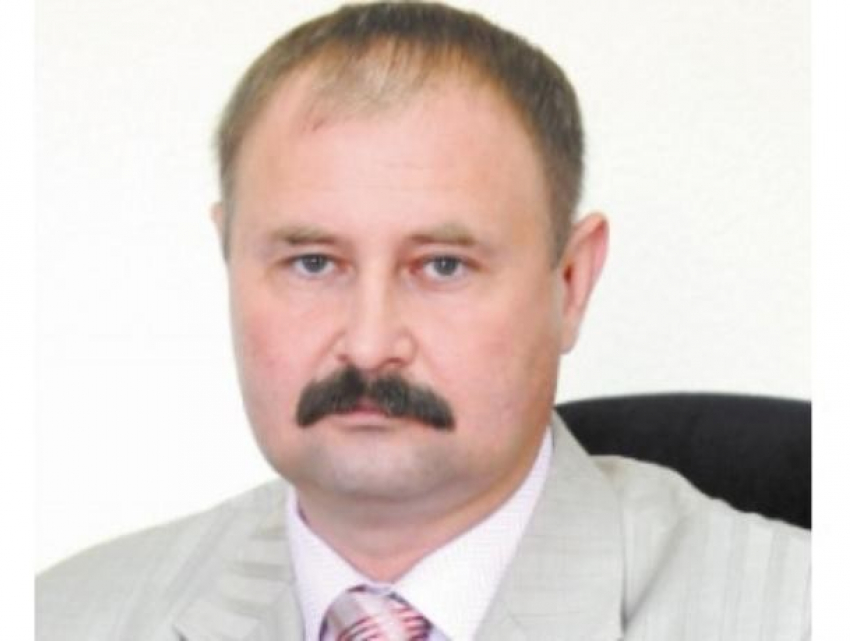 Экс-депутат Волжского и его супруга ответят за присвоение денег