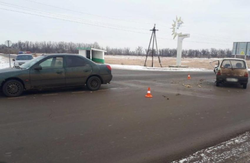 Мужчина и женщина пострадали в ДТП на трассе под Волжским