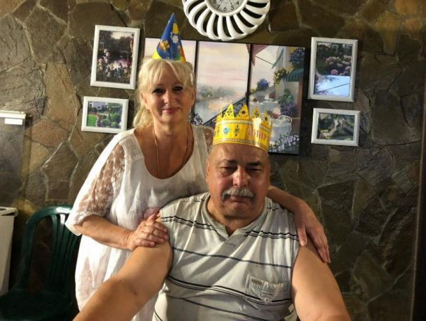 Великолепного Геннадия Власова поздравляют самые любящие родные