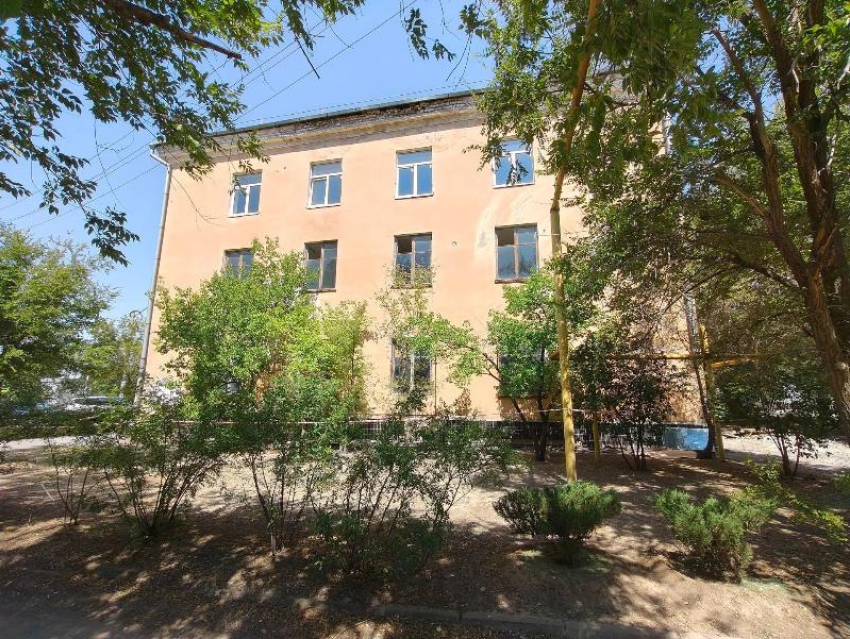 В Волжском привели в порядок здание техникума после публикации в «Блокнот»