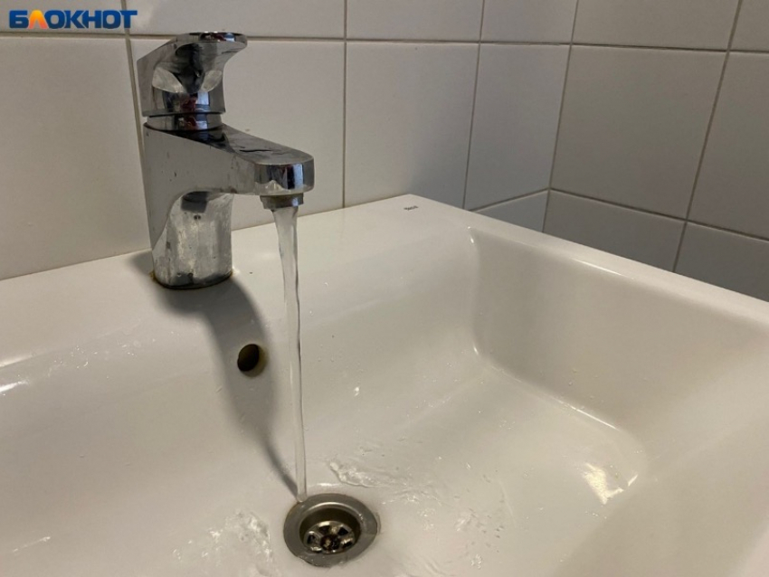 Аварийно-восстановительные работы в Волжском: отключение холодной воды