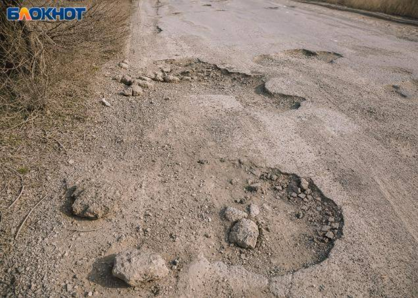 В Волжском завершается ремонт внутриквартальных дорог