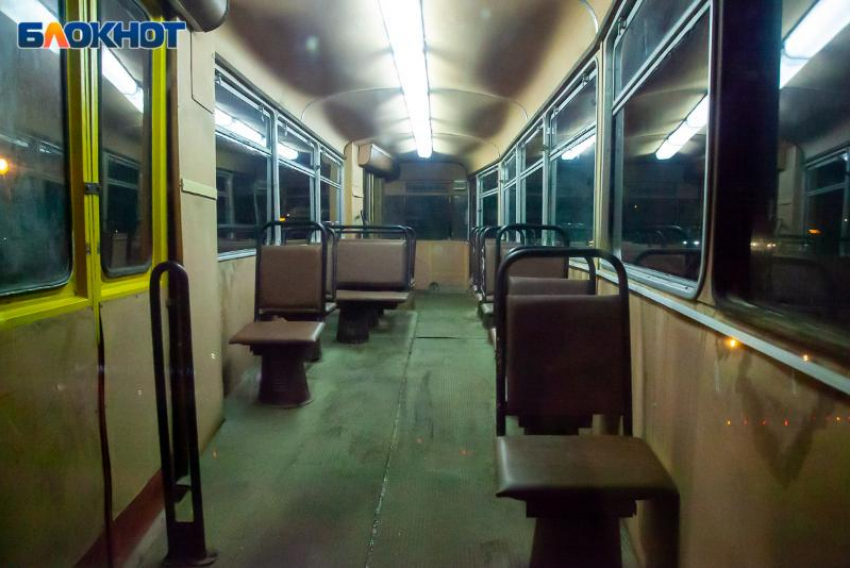 Жители Волжского бьют тревогу из-за опасного вождения трамваев