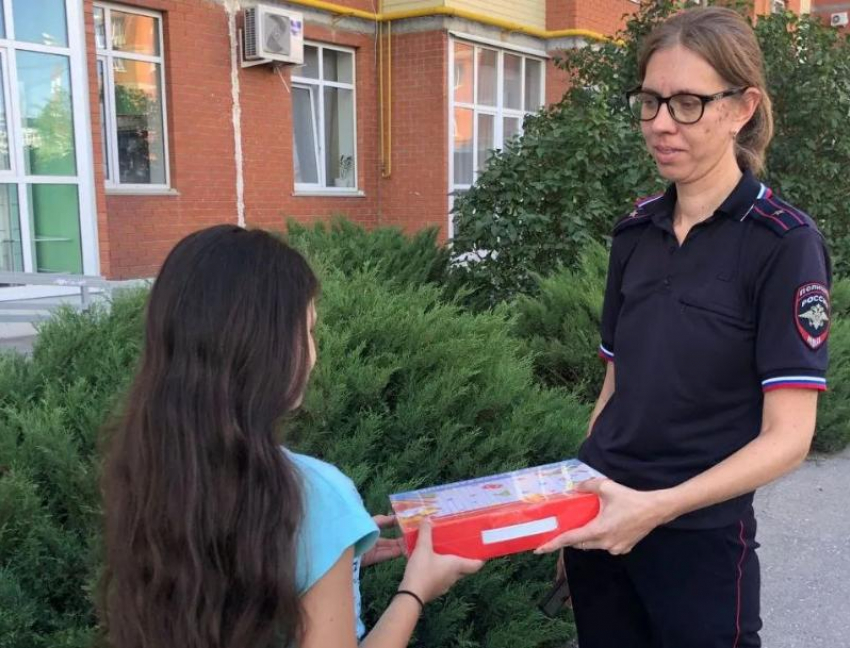Традиционная благотворительная акция «Помоги пойти учиться» состоялась в Волжском