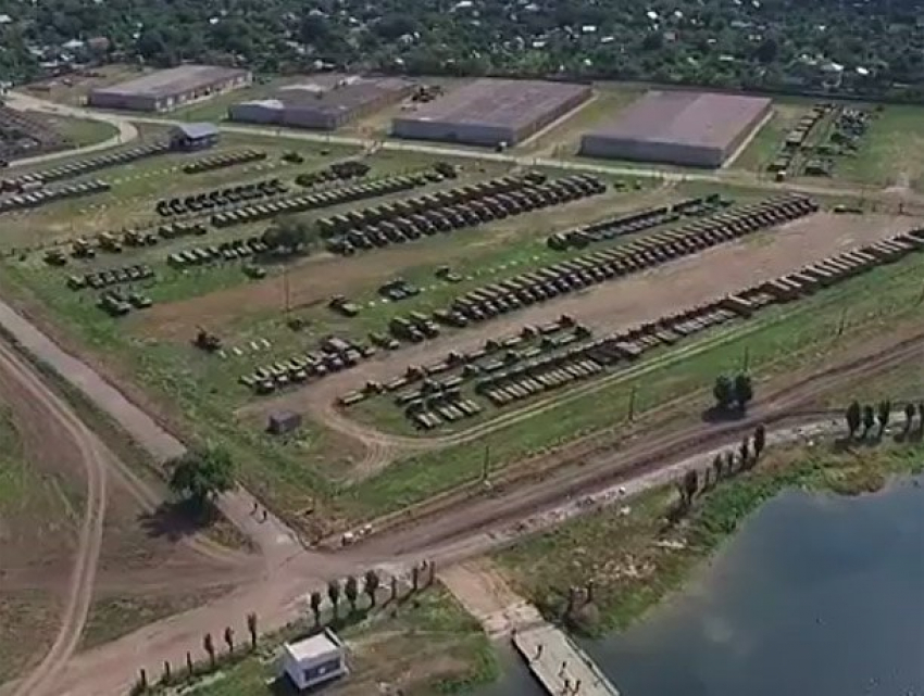 Волжанин снял на квадрокоптер стратегический объект - военную часть на Зеленом