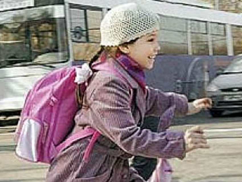В Волгоградской области на тротуаре сбили 13-летнюю девочку