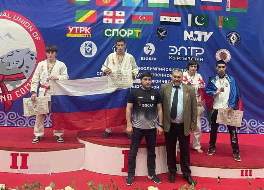 Волжане стали победителями на первенстве мира по рукопашному бою в Бишкеке