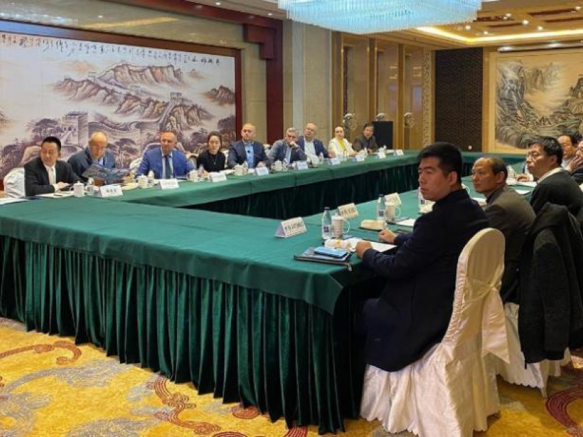 Ради дружбы с Китаем делегация из Волжского посетила несколько заграничных городов
