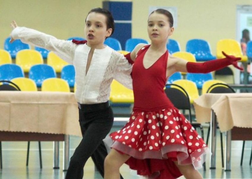 Трое волжских воспитанниц награждены губернаторской стипендией