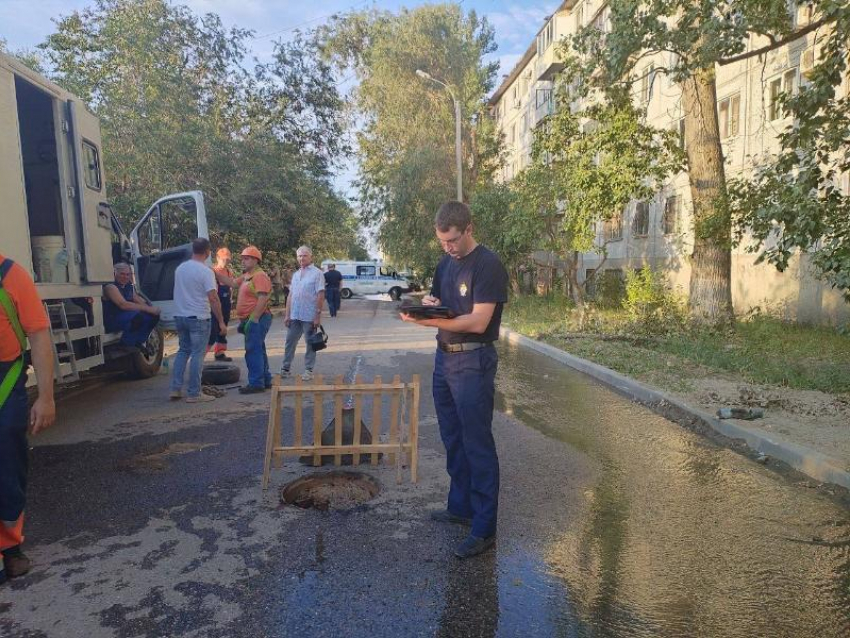 Тела обнаружены в канализационном люке: в Волгограде погибли работники ресурсоснабжающей организации