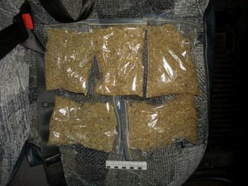 Под Волгоградом у физрука изъяли наркотики