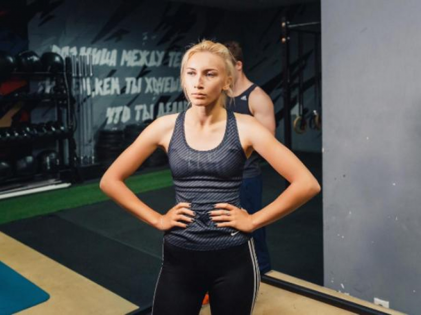Легкая атлетика помогла Веронике преодолеть состязания конкурса «Мисс Блокнот Волжский»