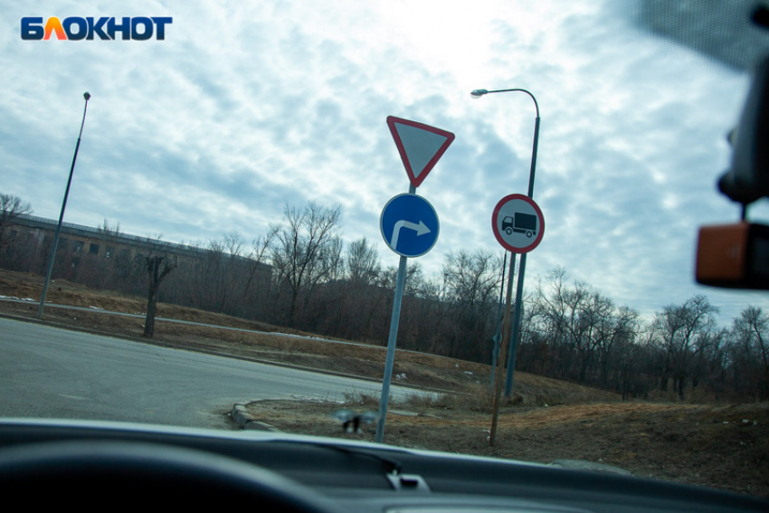 Пьяный водитель спровоцировал тройное ДТП с пострадавшими в Волгоградской области