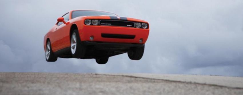На севере Волгограда Dodge переехал 58-летнего мужчину 