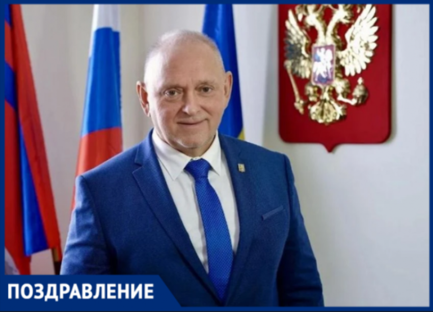 Глава Волжского Игорь Воронин отмечает свой День рождения