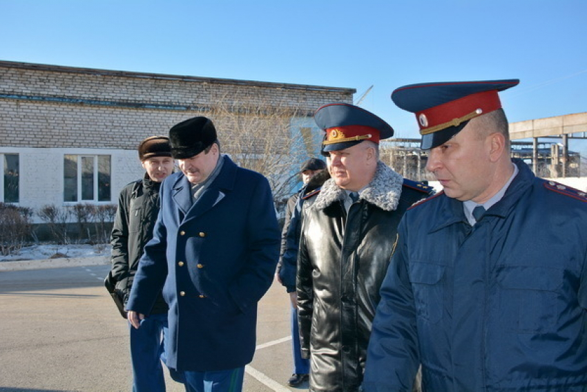 Прокурор Волгоградской области Максим Ершов побывал в колониях Ленинского района