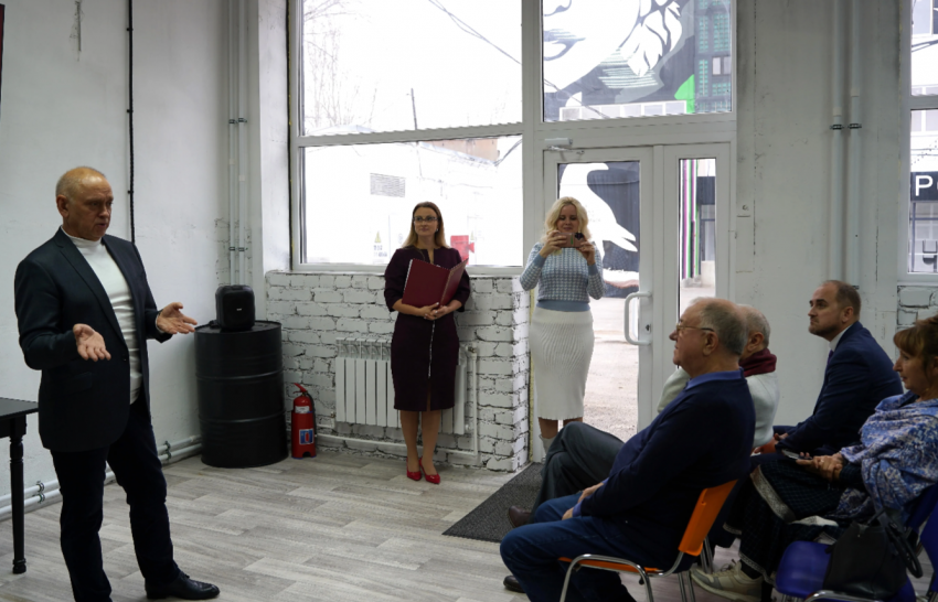 Глава Волжского Игорь Воронин выступил на закрытии молодежного форума «Строим будущее!»