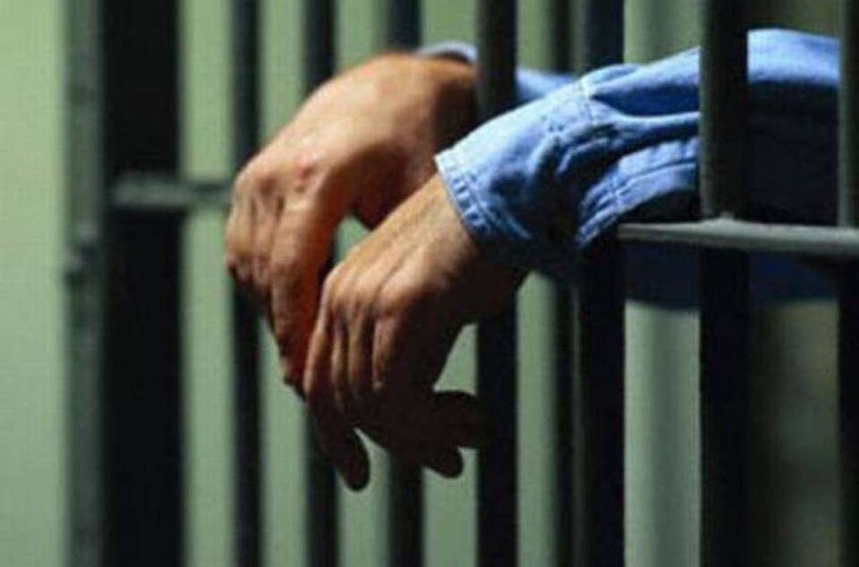 Заключенный из Ростова обманул волгоградского чиновника на 300 тысяч