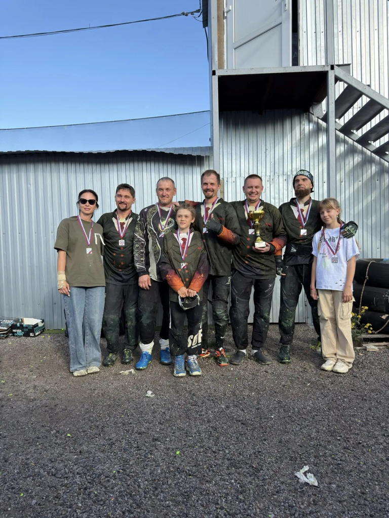 8fc06727-6249-4035-aea7-4aa7d50cbc5e.jpg